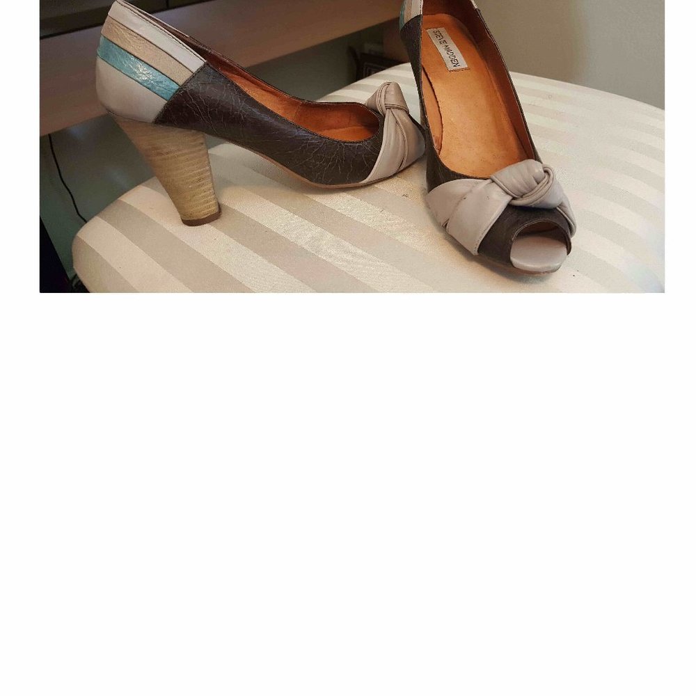 STEVE MADDEN HEELS